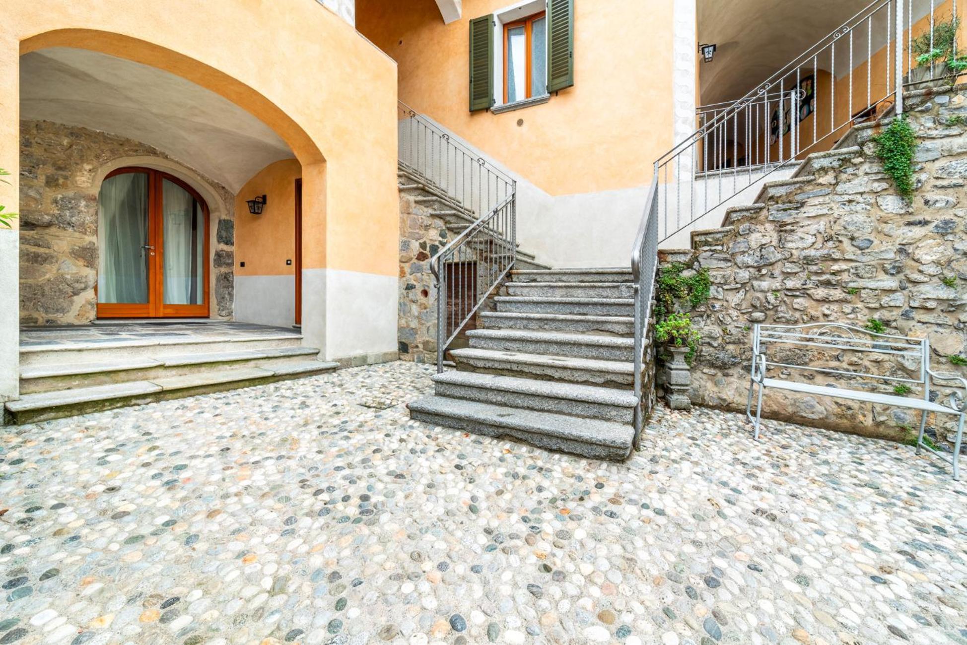 La Filanda Apartments By Wonderful Italy Bellagio Exteriör bild