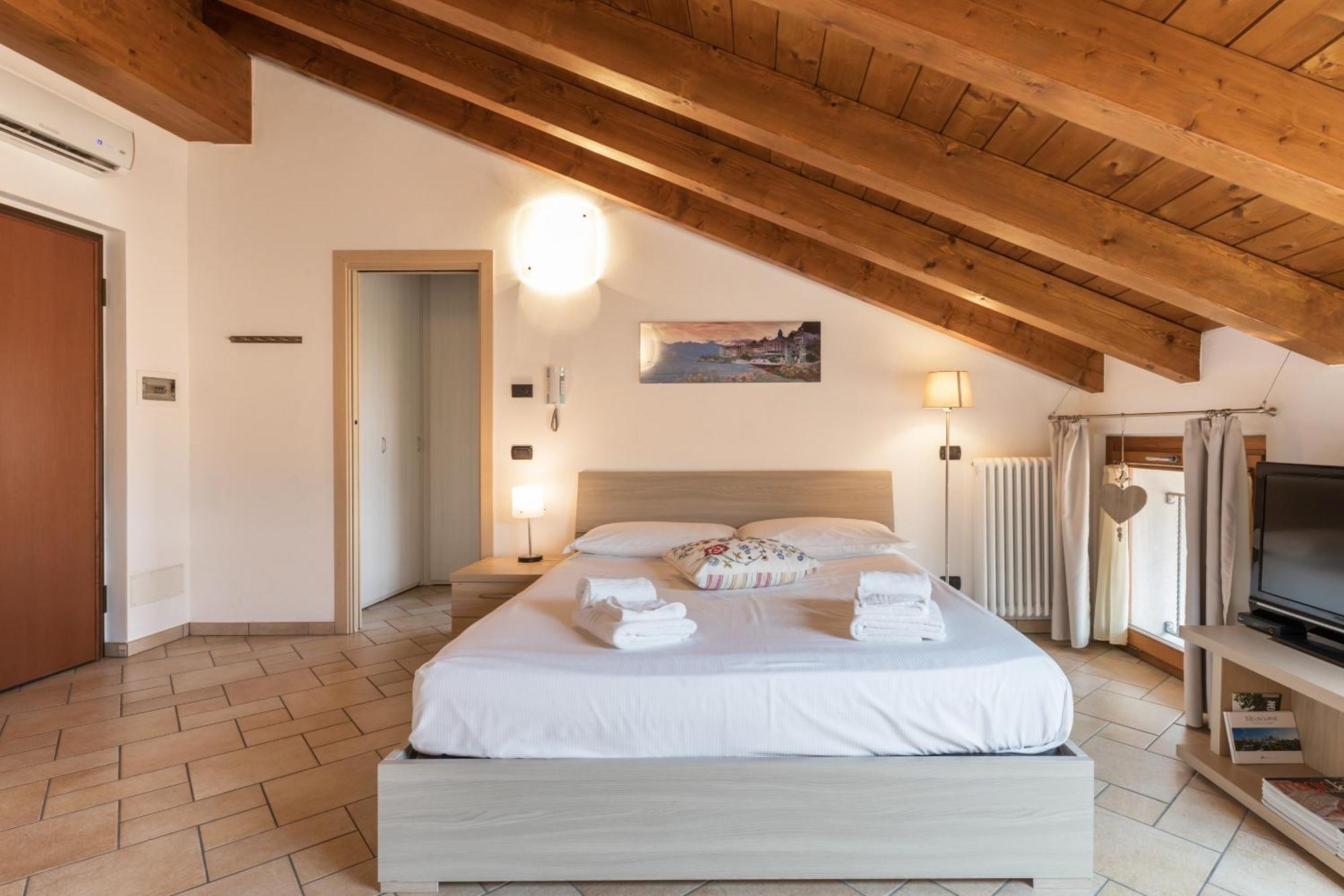 La Filanda Apartments By Wonderful Italy Bellagio Exteriör bild